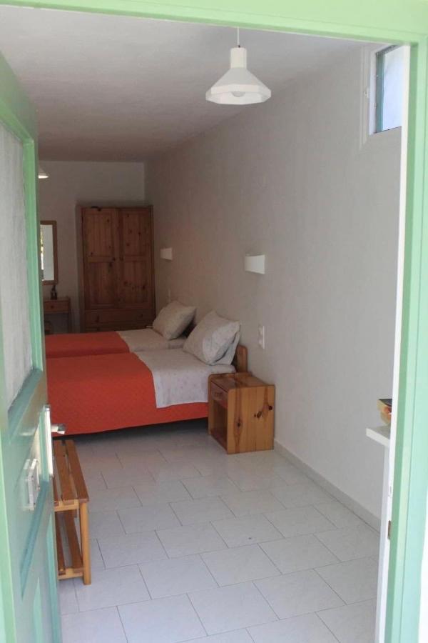 Dioni Lux Inn 2 Pachaina ภายนอก รูปภาพ