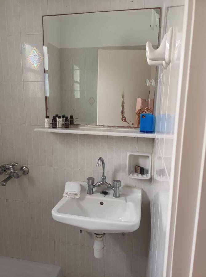 Dioni Lux Inn 2 Pachaina ภายนอก รูปภาพ