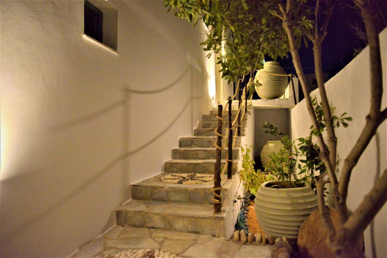 Dioni Lux Inn 2 Pachaina ภายนอก รูปภาพ