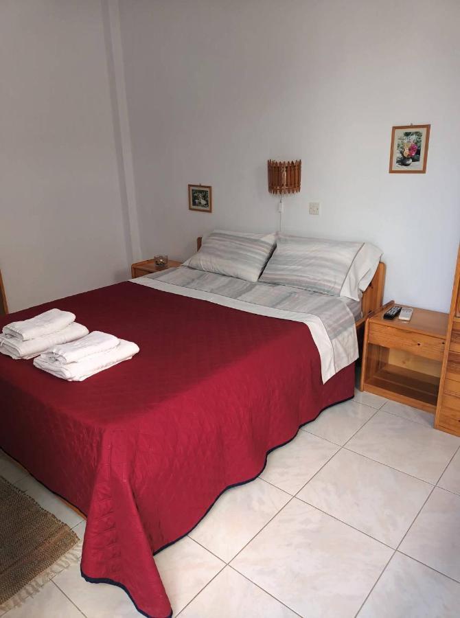 Dioni Lux Inn 2 Pachaina ภายนอก รูปภาพ
